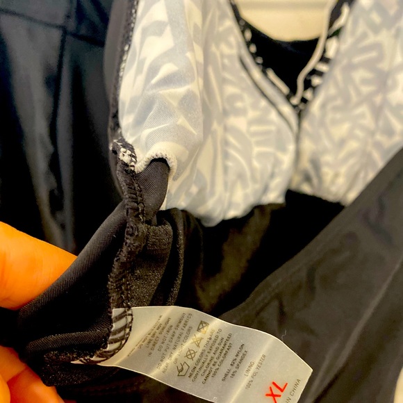 Brand new 2 pc bathing suit. Skort with Tankini. Black with white ruffle. - Picture 4 of 6